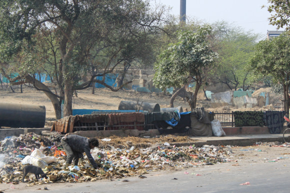 Hay basura por todos lados.