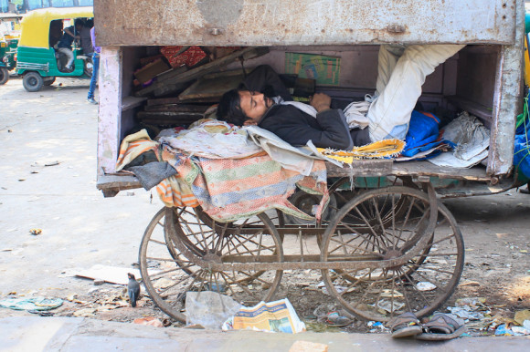 Éste sí tiene, uno ambulante y que también sirve para descansar.